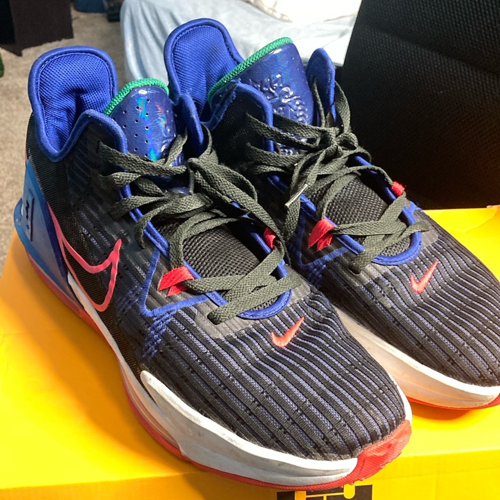 Lebron Witness 6